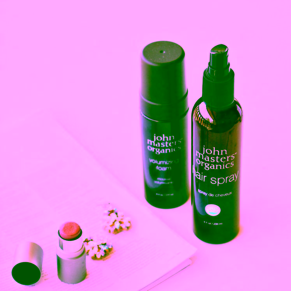 John Masters Organics lak na vlasy se střední fixací Hair Spray