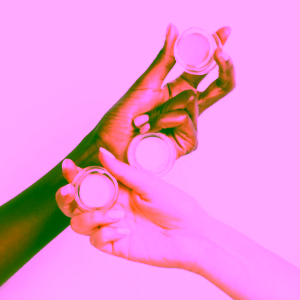 nui-cosmetics-prirodni-multifunkcni-rozjasnovac-2