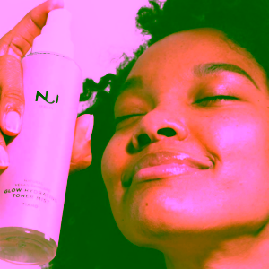 nui-cosmetics-rozjasnujici-hydratacni-mlha-tiaho-150ml-1