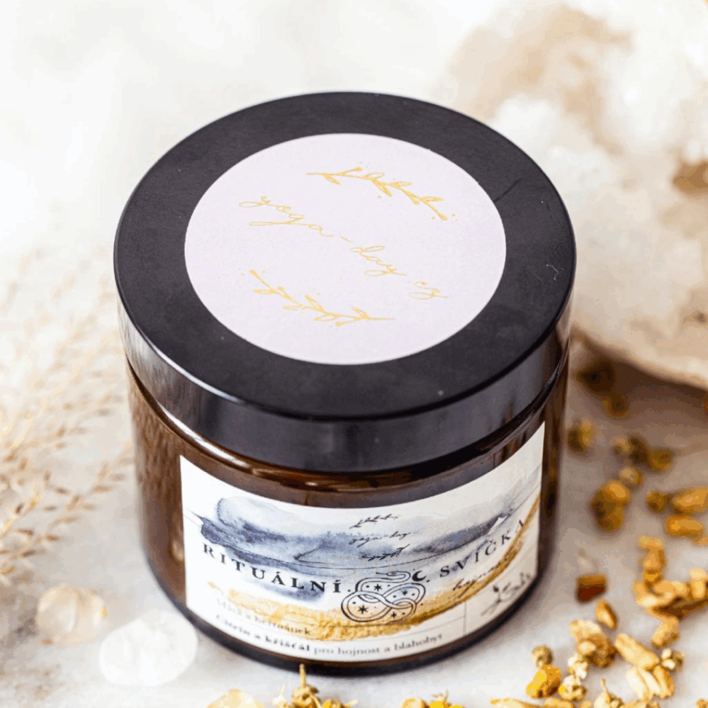 Yoga Day Rituální svíčka s dřevěným knotem Hojnost