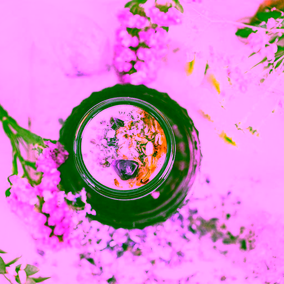 Yoga Day Svíčka proti stresu s ametystem a jasmínem