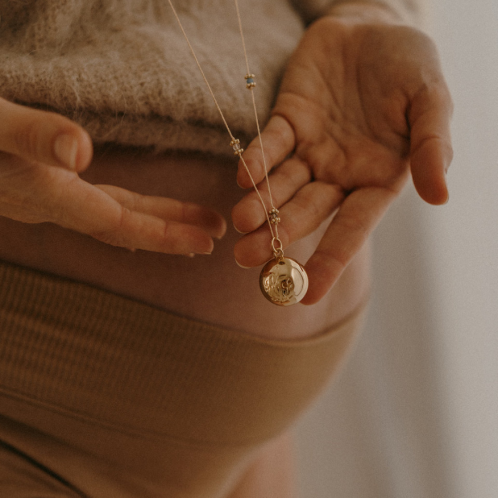 Ilado Tree of Life Pregnancy Necklace Gold těhotenská bola
