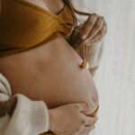 Ilado Miracle Pregnancy Necklace Gold těhotenská bola
