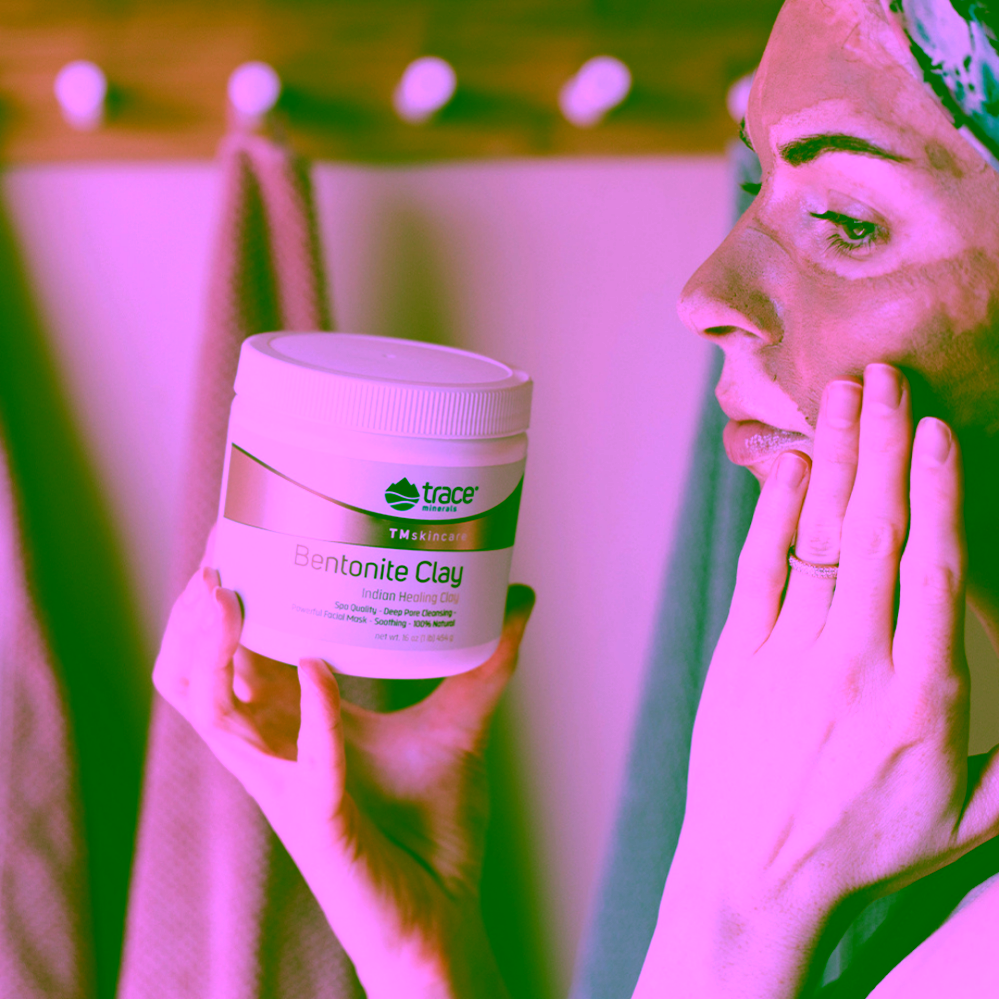 Trace Minerals Bentonitový jíl v prášku 454 g