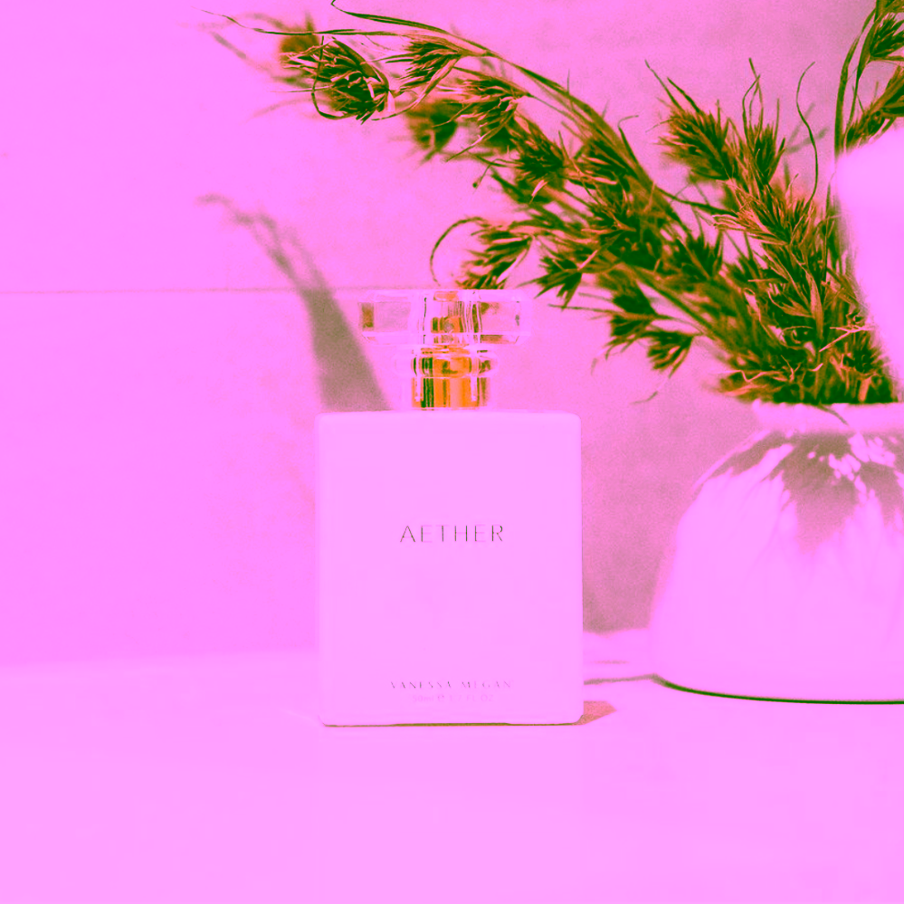 Vanessa Megan Aether 100% přírodní parfém Aromaterapie - zklidnění, očista a uvolnění stresu
