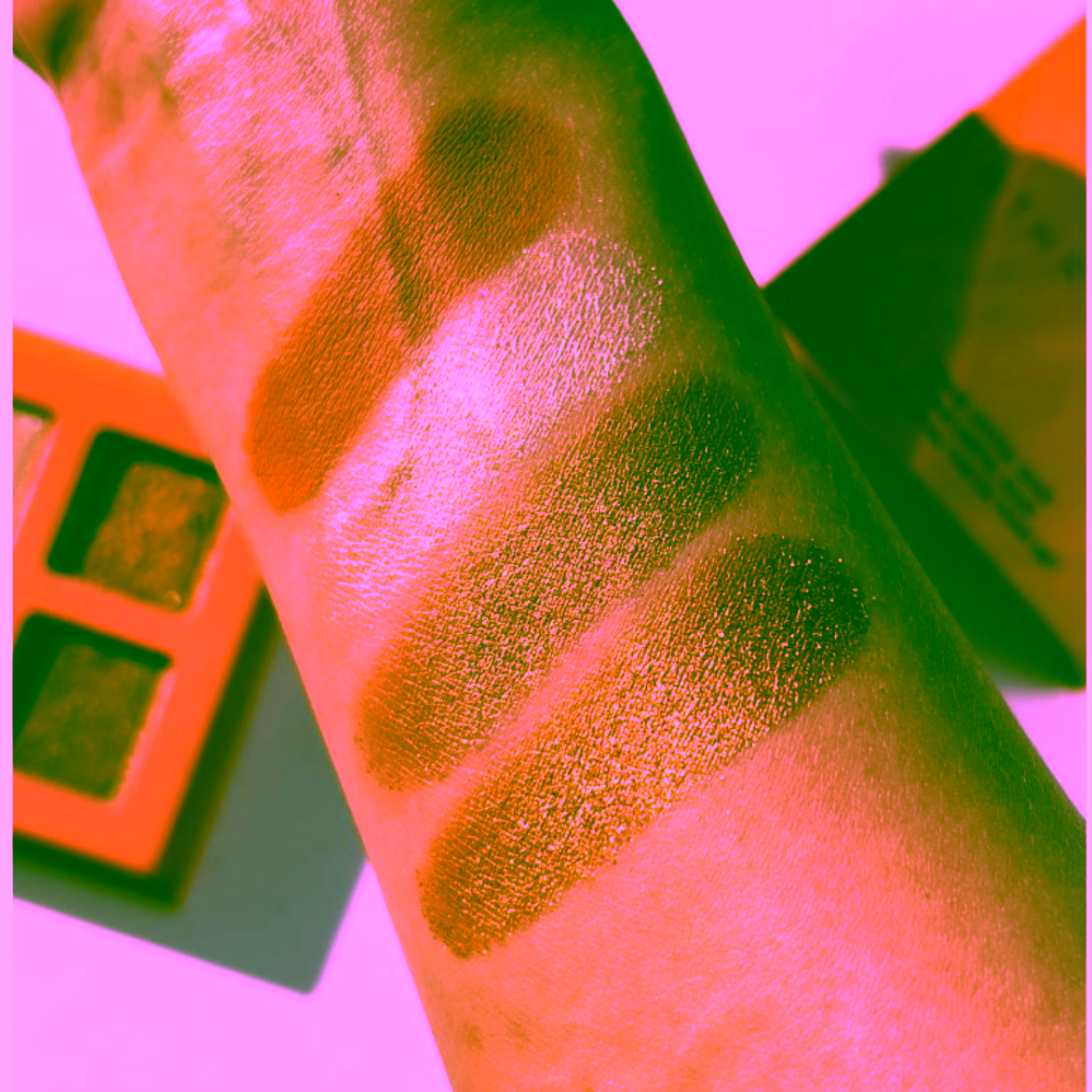 ĀTHR BEAUTY Citrine Crystal Quad paletka očních stínů