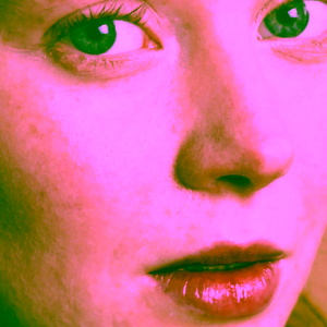 nui-cosmetics-prirodni-lesk-na-rty-07-wahine-5ml-3