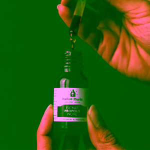ballot-flurin-extrakt-z-cerneho-propolisu-1