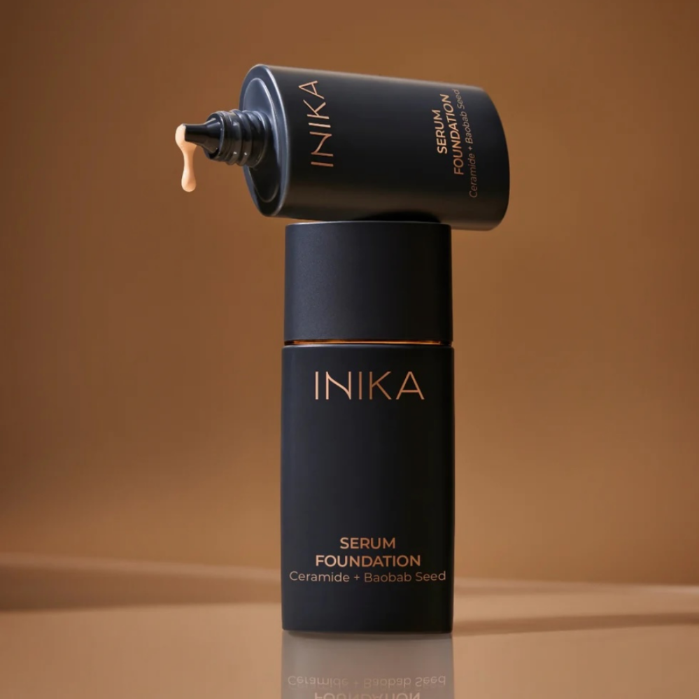 Inika Organic Přírodní lehký pečující make-up