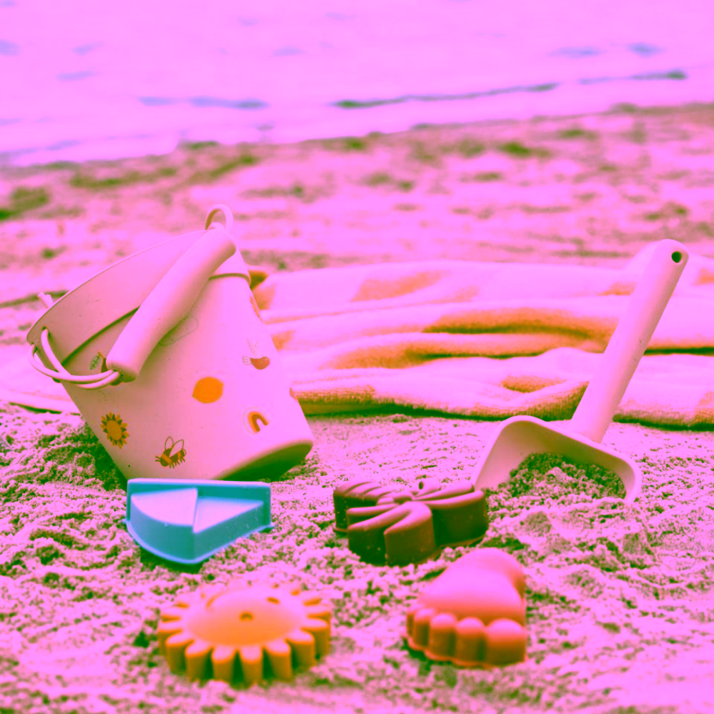 Bloomingville Agnes silikonový kyblík s formičkami a lopatkou