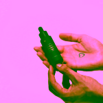 Vanessa Megan Vyhlazující sérum proti krepatění vlasů s kyselinou hyaluronovou Anti-Frizz Smoothing Hair Serum
