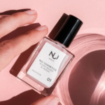 Nui Cosmetics Přírodní lak na nehty 01 Rosé