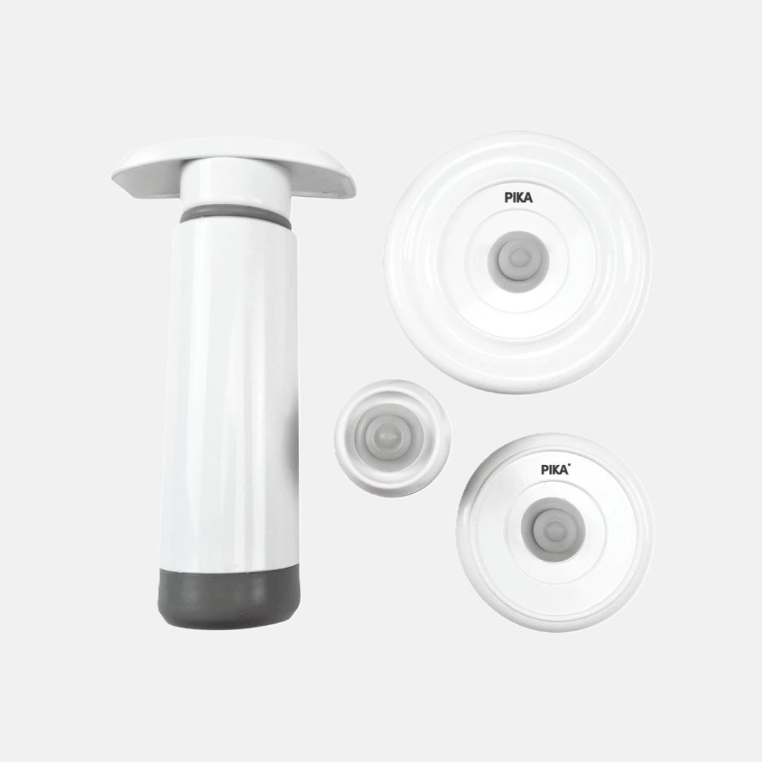 Pika Ruční vakuovací pumpa + 2 víčka + zátka na víno (PKSK)