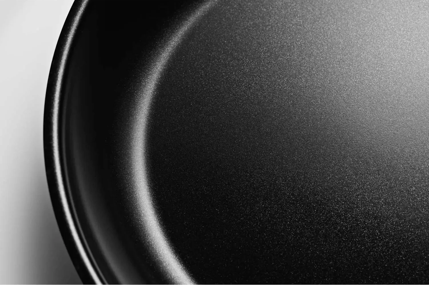 Eva Solo Ceramic Slip-Let pánev s nepřilnavým keramickým povrchem