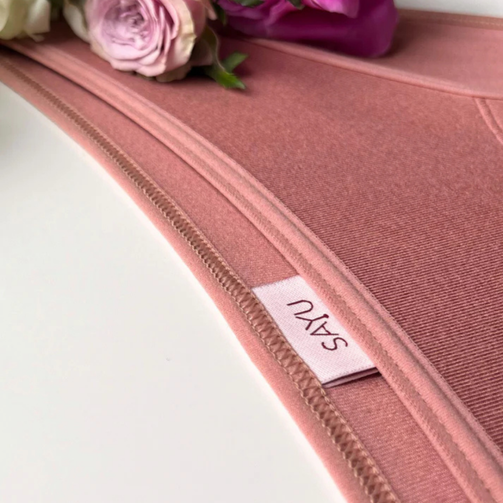 SAYU MODAL Klasické růžové latte