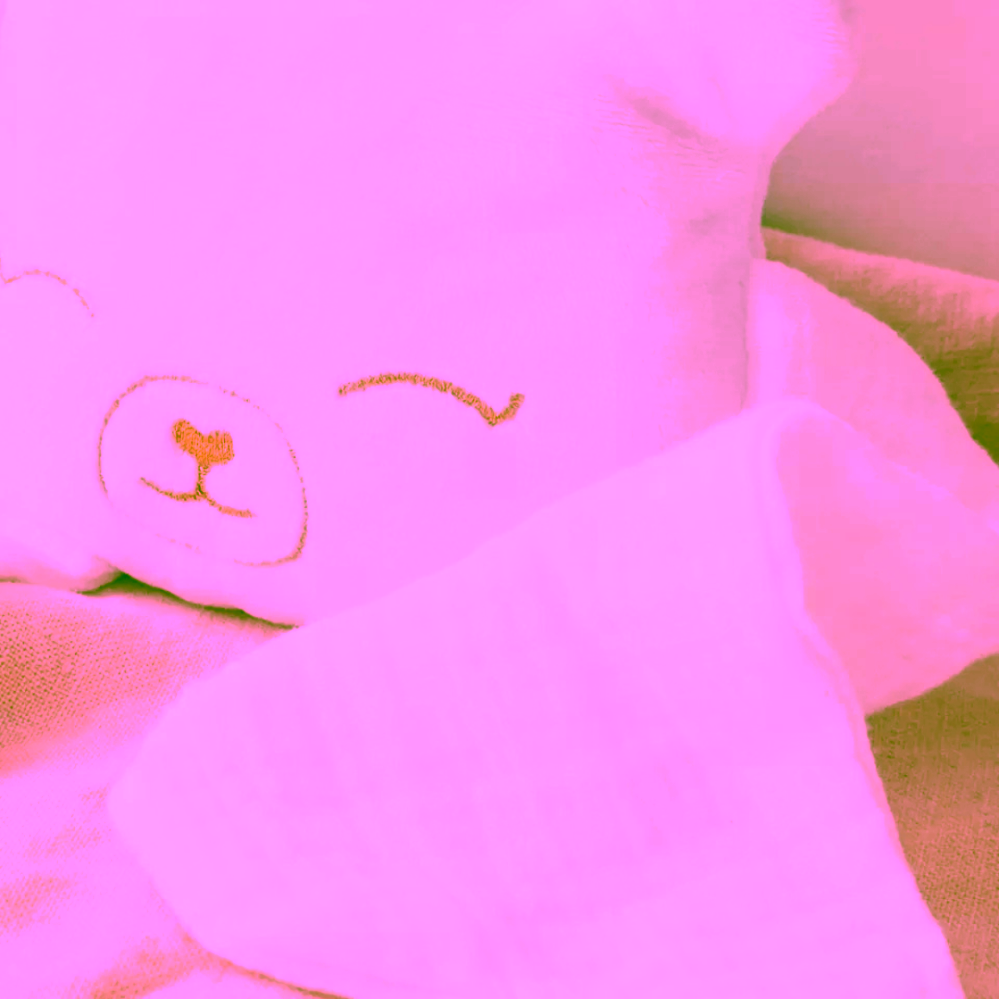 Ilado Bear Lovey for Harmony Ball plyšový medvídek na bolu