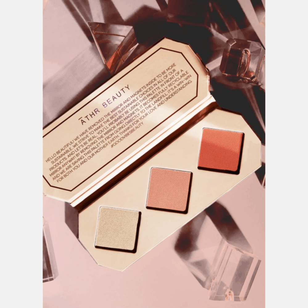 ĀTHR BEAUTY Multifunkční paletka na tváře Crystal Charged Cheek AMBER