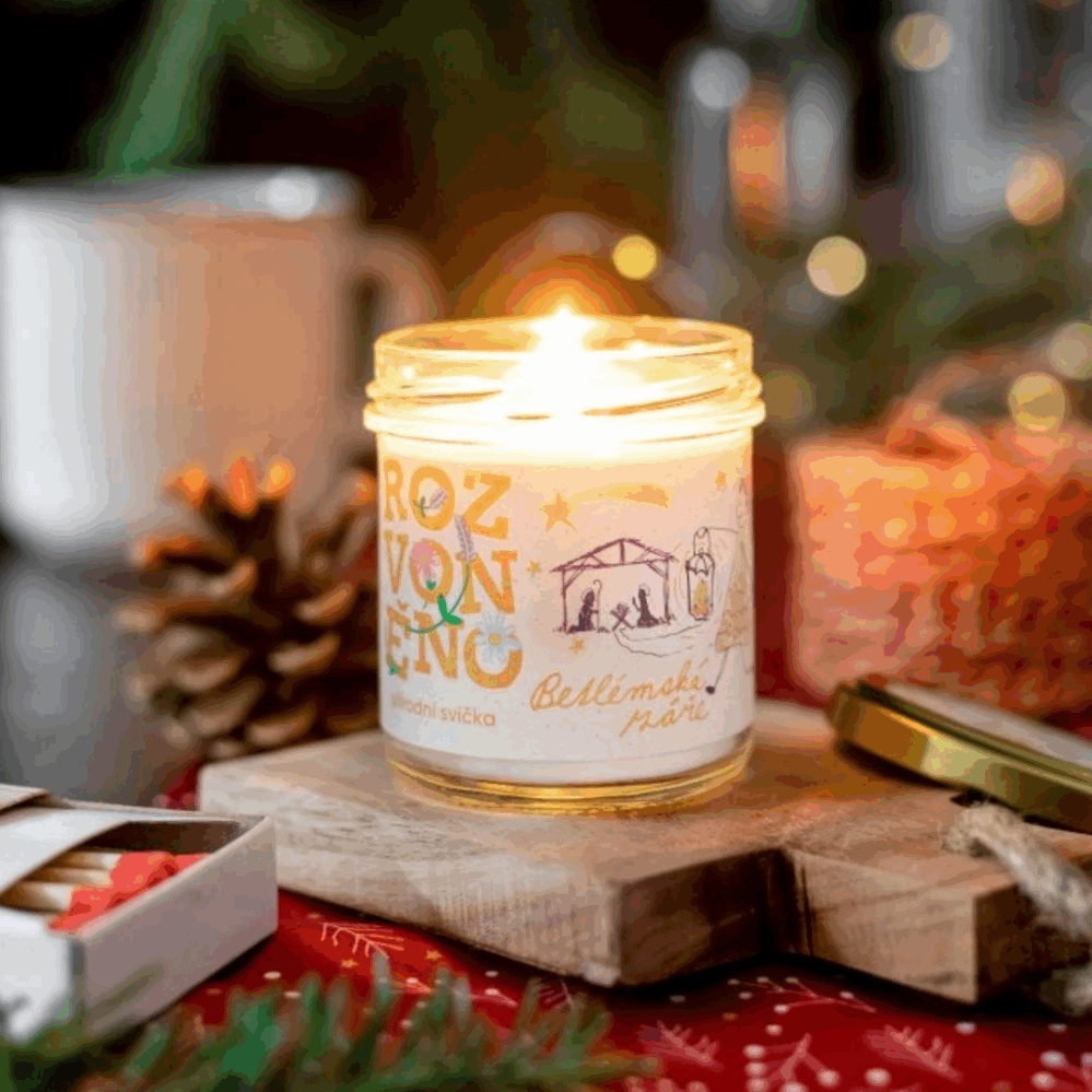 Rozvoněno Betlémská záře přírodní svíčka s kadidlem a myrhou 130 ml
