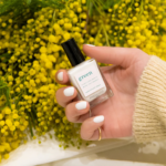 Manucurist Green lak Snow