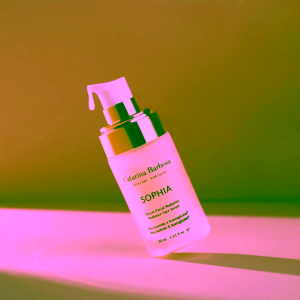 catarina-barbosa-sophia-rozjasnujici-pletove-serum-30ml-1