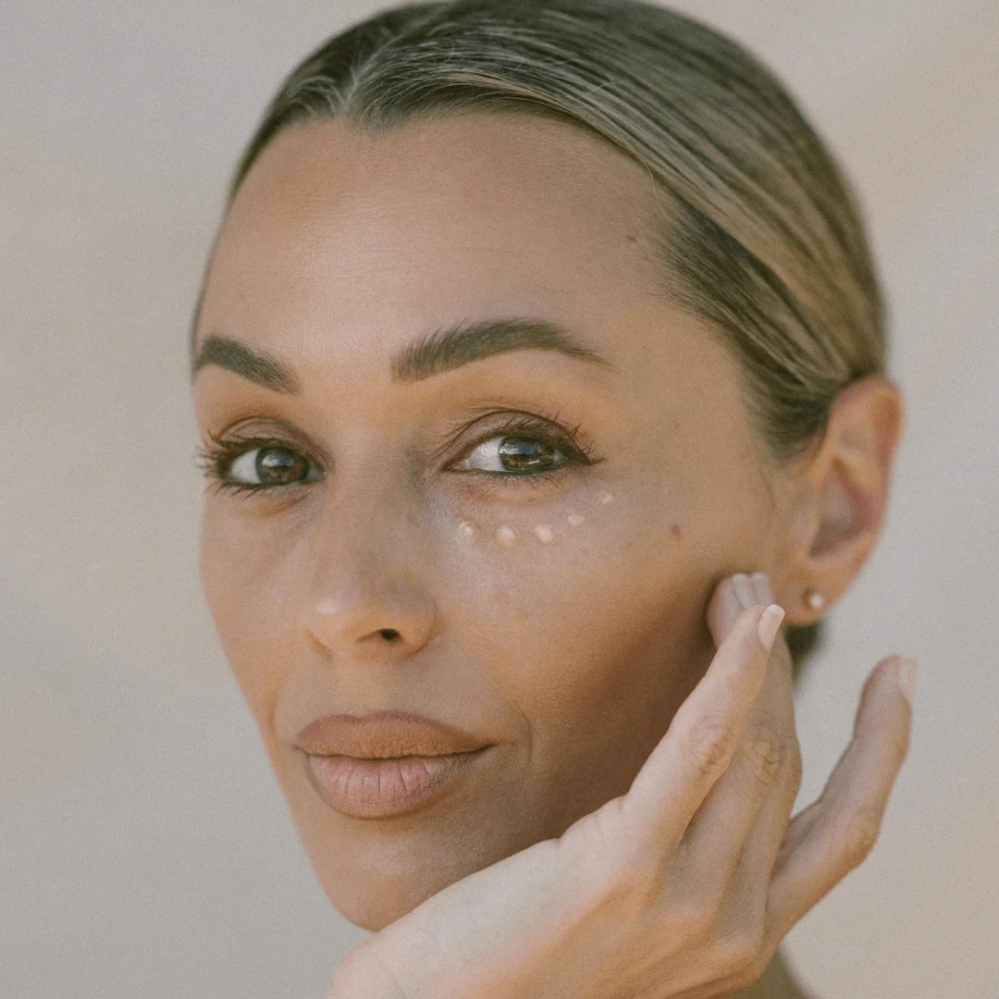 Eco by Sonya Rozjasňující oční krém Glory Eyes